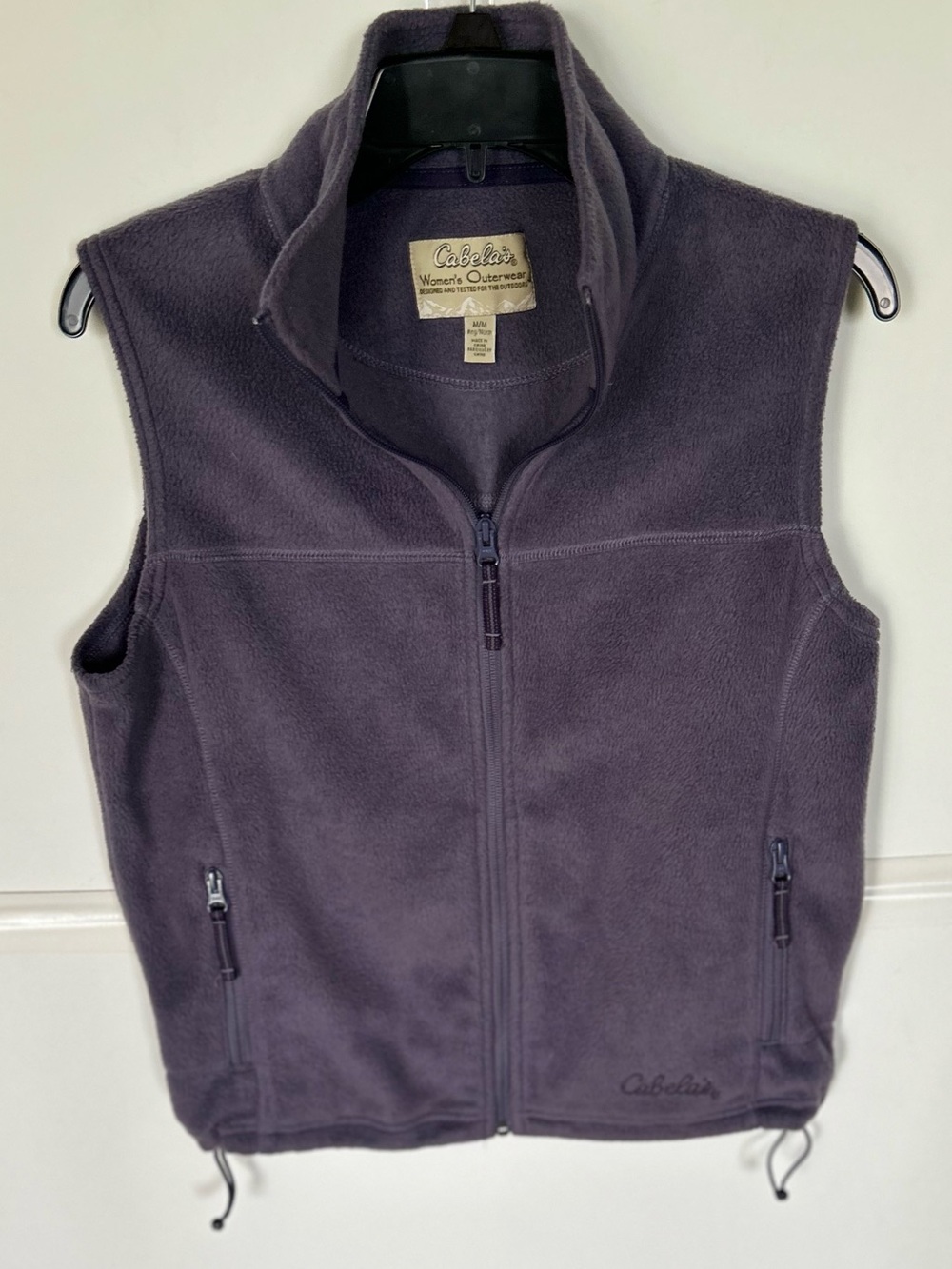 Cabela's Women's Fleece Zip Up Vest in a pretty purple color. M